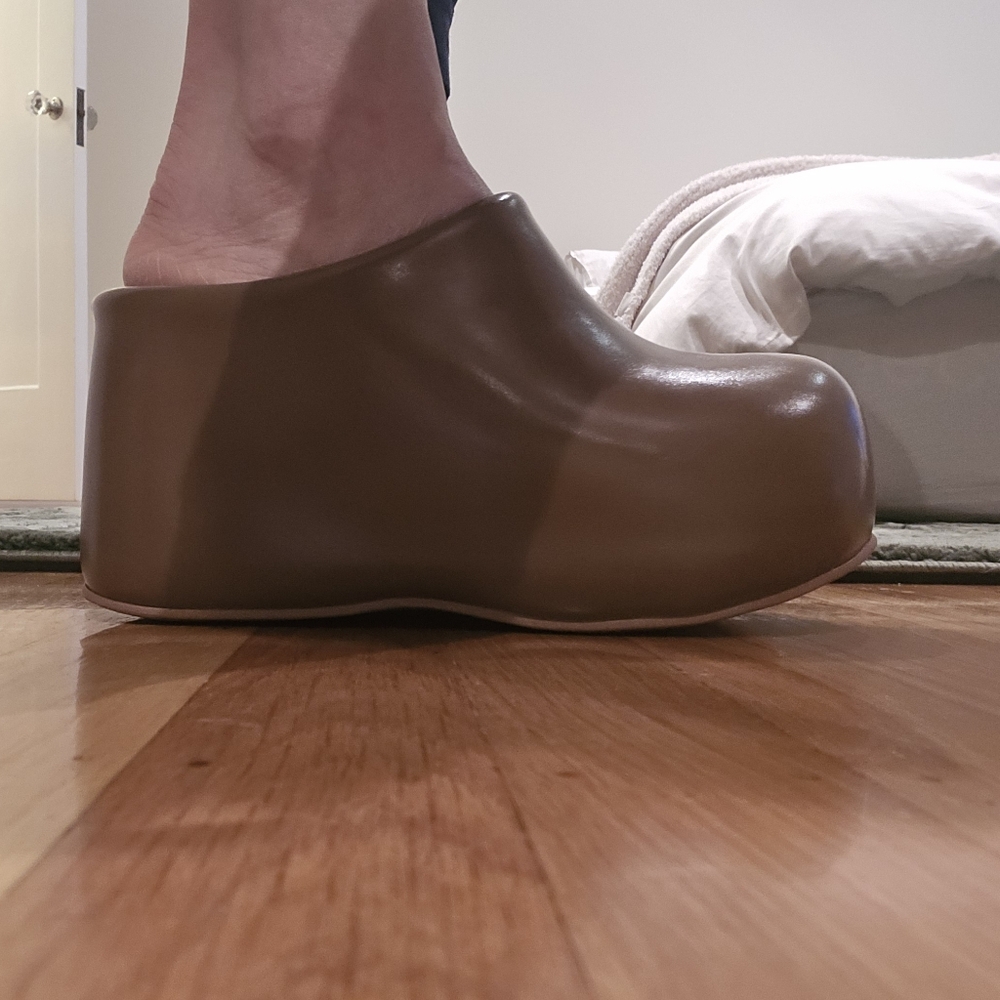 Jeffrey Campbell Tan Platform Clogs - Picture 6 of 6